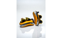 Тайские пэды Twins Special KPL12 yellow/black - M Тайские пэды Twins Special KPL12 yellow/black - M