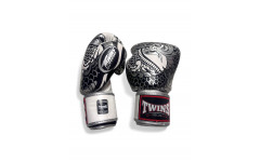Боксерские перчатки Twins Special FBGV52 Dragon white silver 12 oz